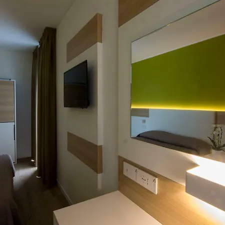 Almalux Wellness & 3 Stelle Superior 호텔 3*