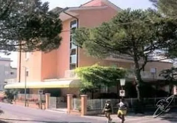 酒店 Almalux Wellness & 3 Stelle Superior 3*